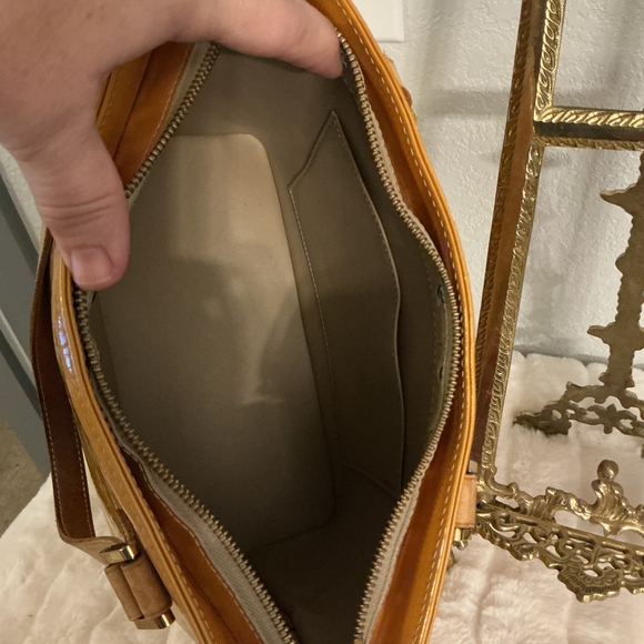 Louis Vuitton Gold and Tan Tote Bag - Picture 7 of 8